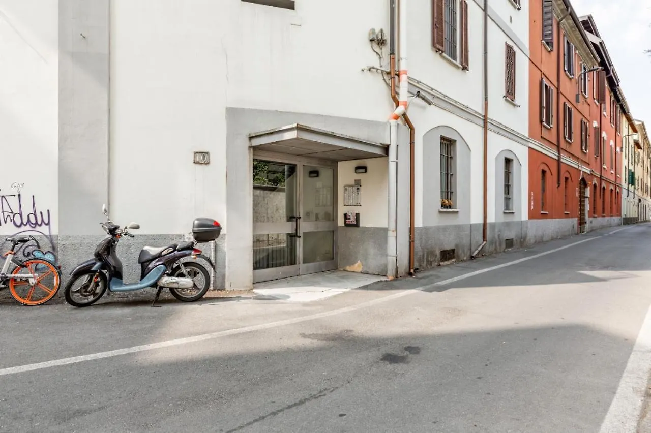 Apartment New! Studio Apt 700M From Corso Lodi! Milan